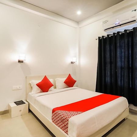 Collection O Sr Inn Chinhat المظهر الخارجي الصورة