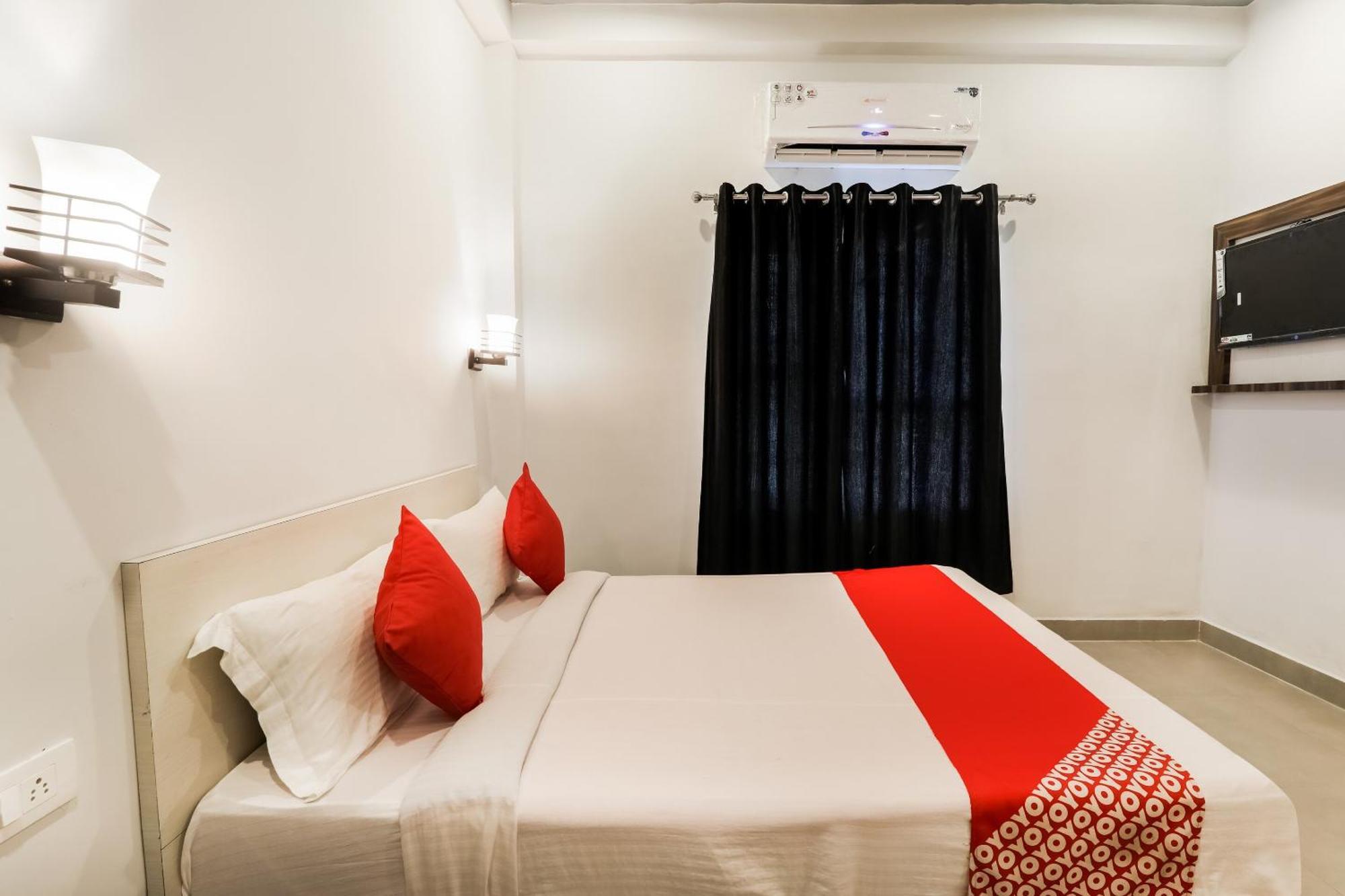 Collection O Sr Inn Chinhat المظهر الخارجي الصورة