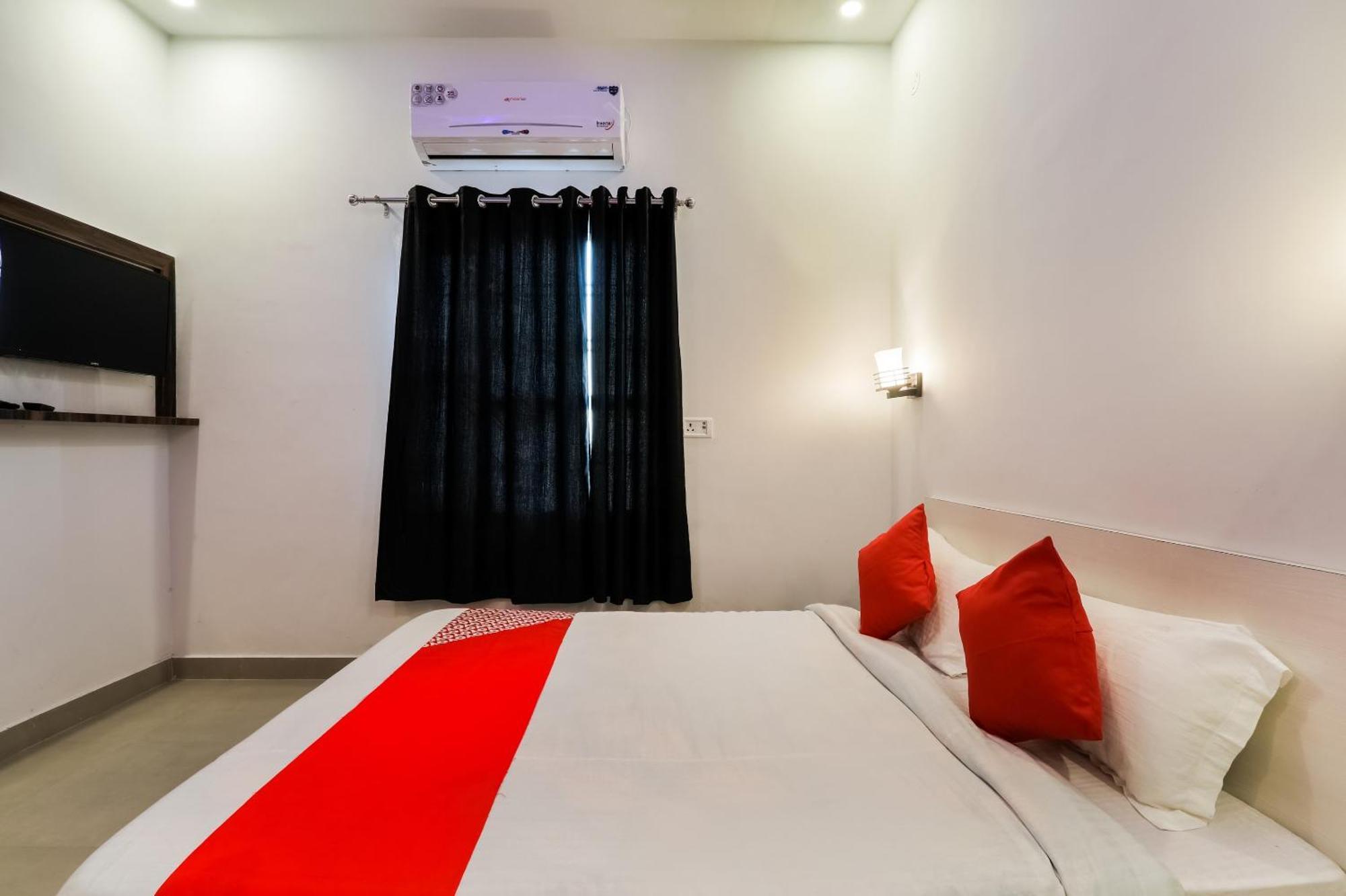 Collection O Sr Inn Chinhat المظهر الخارجي الصورة