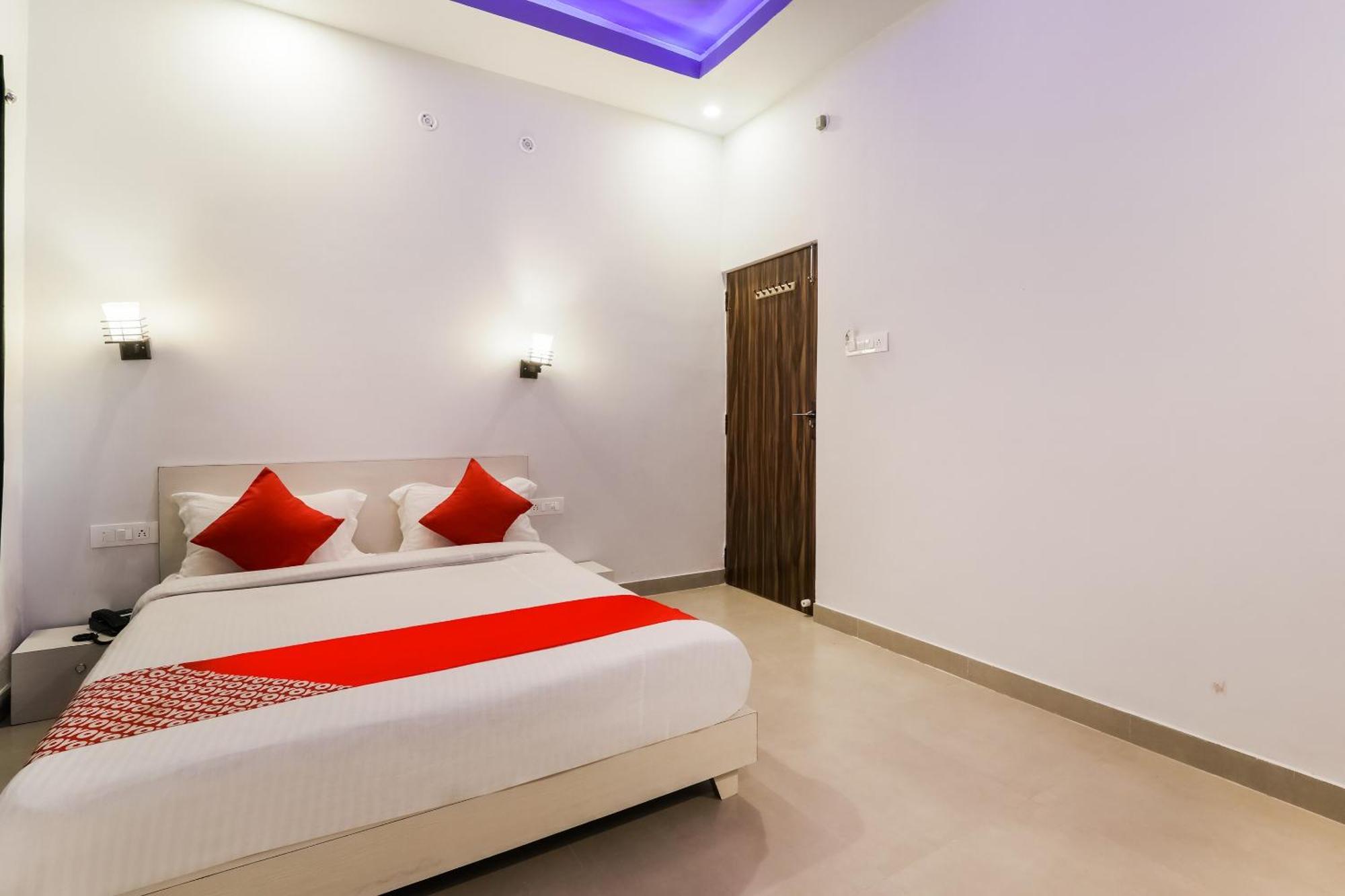Collection O Sr Inn Chinhat المظهر الخارجي الصورة